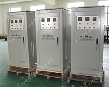三相單相柱式電動調(diào)壓器